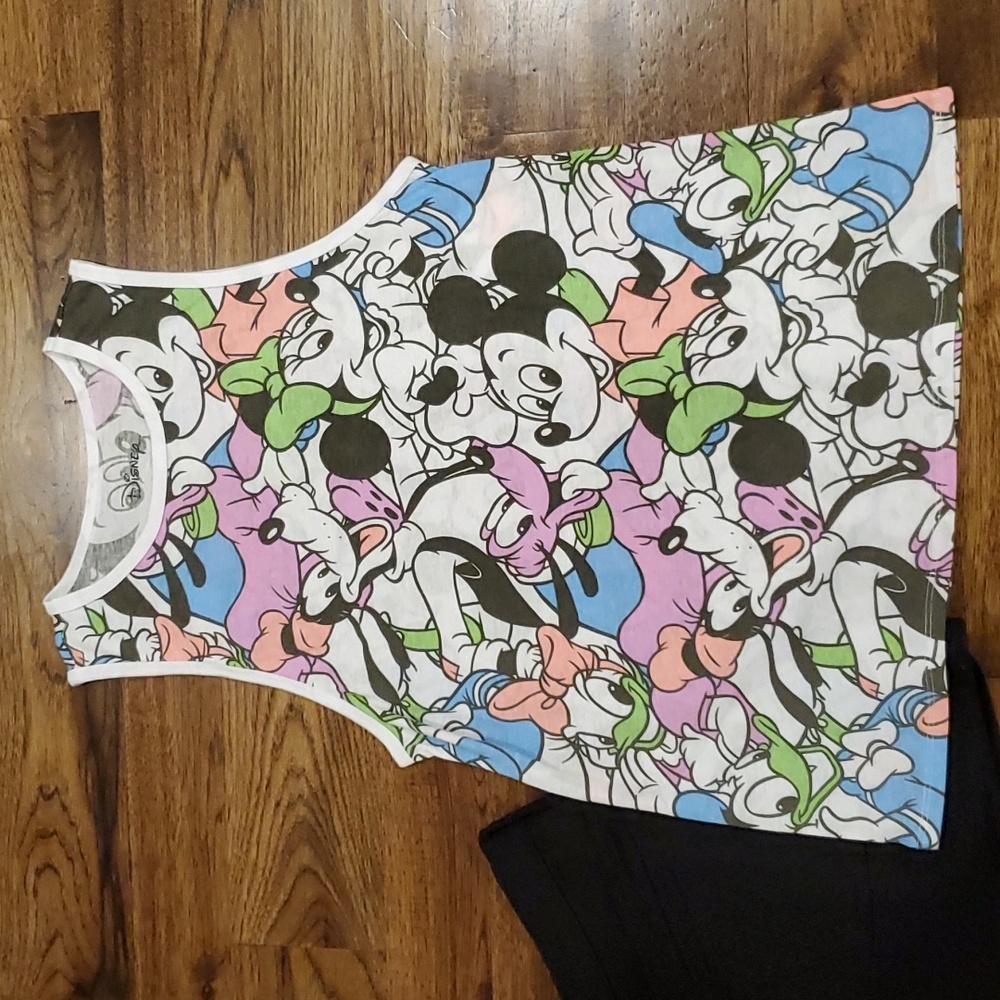 Womens Disney Mickey Mouse & friends printed tank top size L